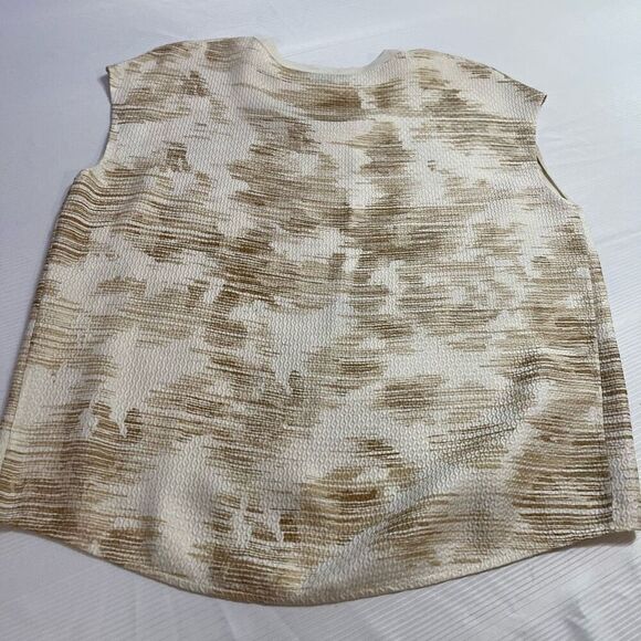 Vince Printed Top Blouse Silk Size Small - Picture 4 of 5